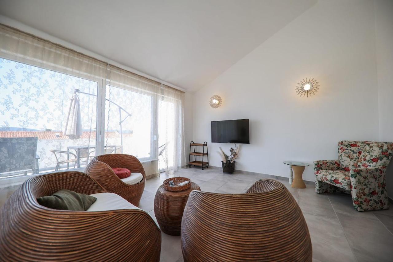 Apartment Rosso Zadar Bagian luar foto