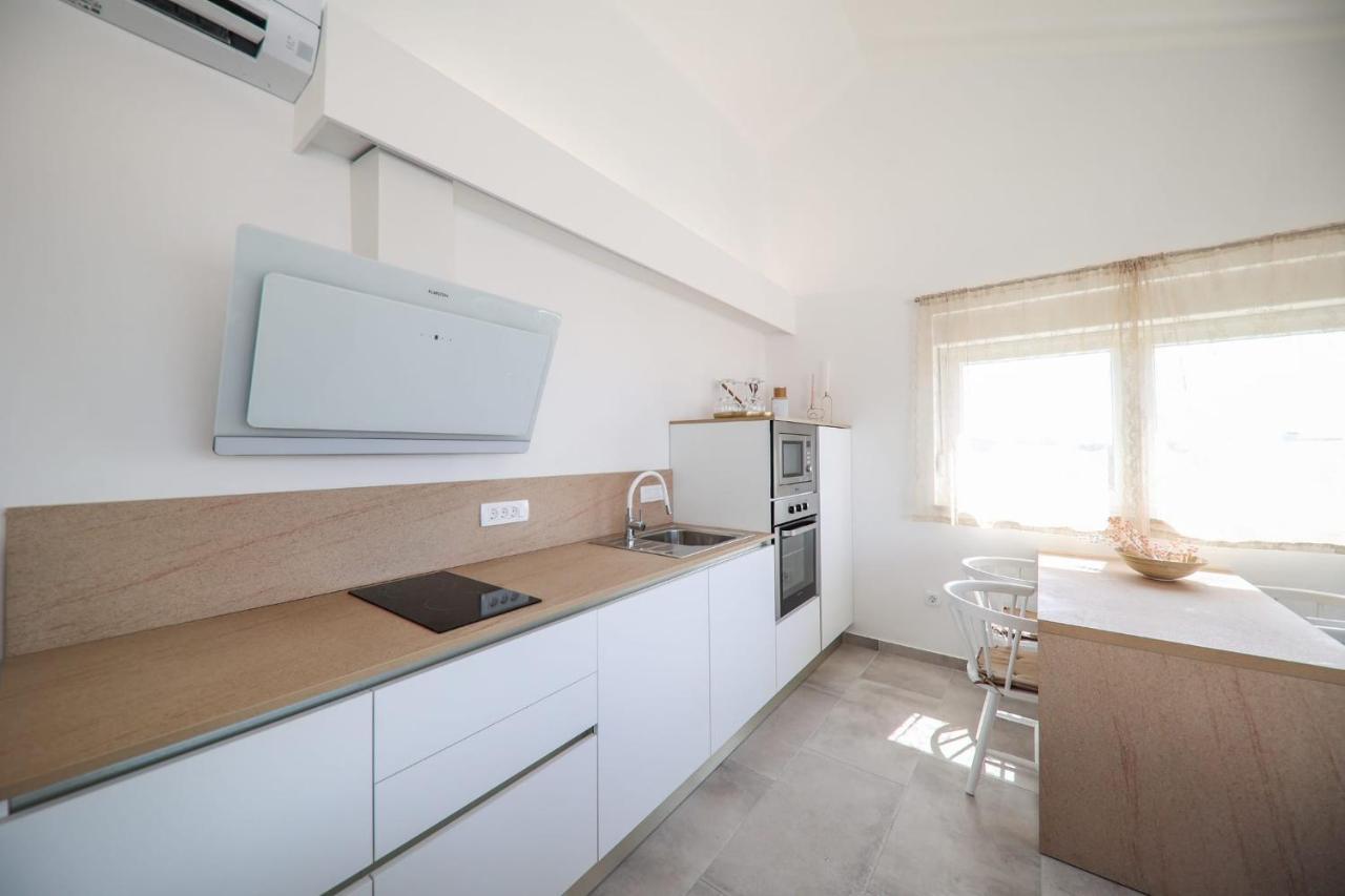 Apartment Rosso Zadar Bagian luar foto
