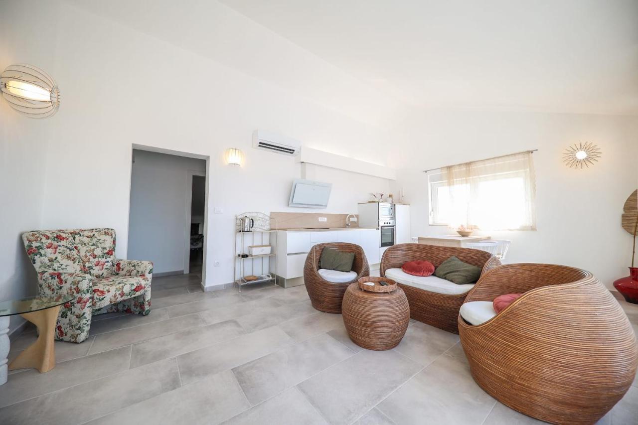 Apartment Rosso Zadar Bagian luar foto