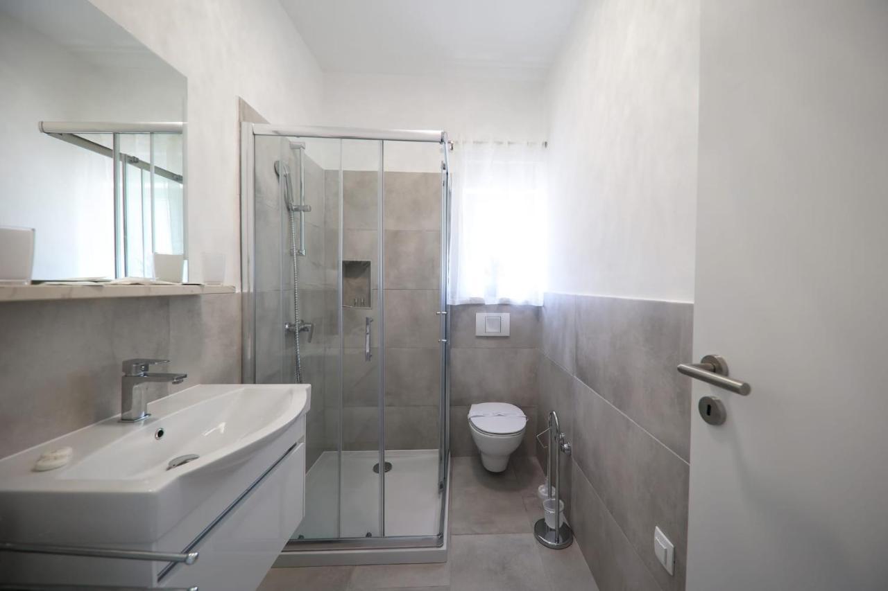 Apartment Rosso Zadar Bagian luar foto