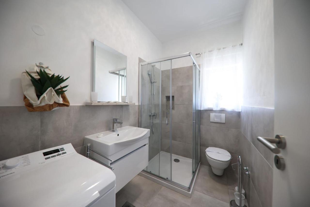 Apartment Rosso Zadar Bagian luar foto
