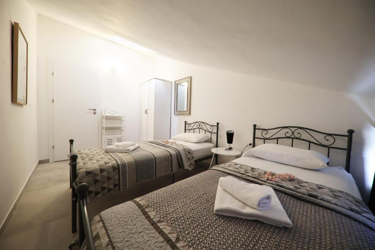 Apartment Rosso Zadar Bagian luar foto